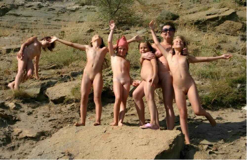 Nudism in a sunny day pics - Ideological Supporters of the Movement