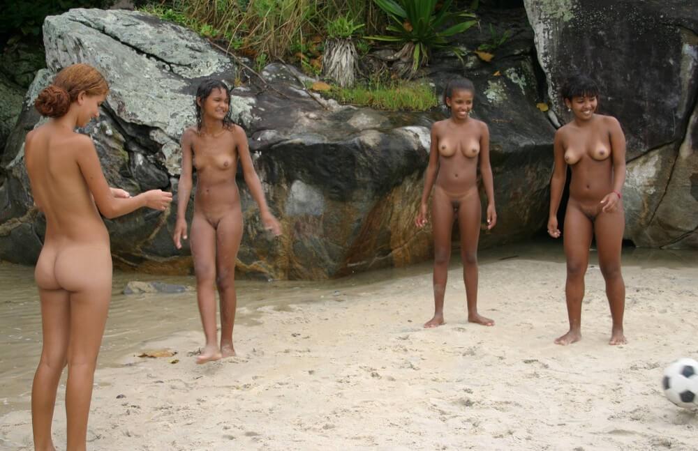 Brazilian Game Gathering gallery - The cult of nudity has not been forgotten
