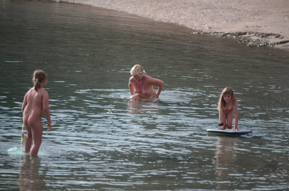 Naturism photo gallery # 14 - In nudist culture, sincerity, honesty, and respect for oneself and others are valued