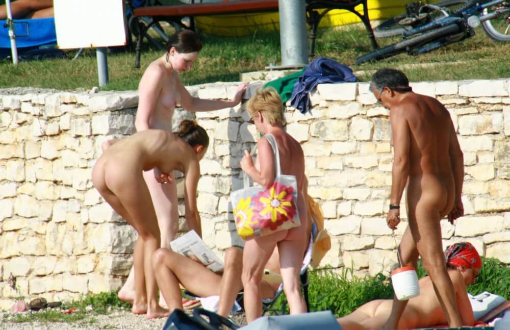 Nude Duet Girls Rail Climb Photo Set - The entire upper aristocracy practiced nudism