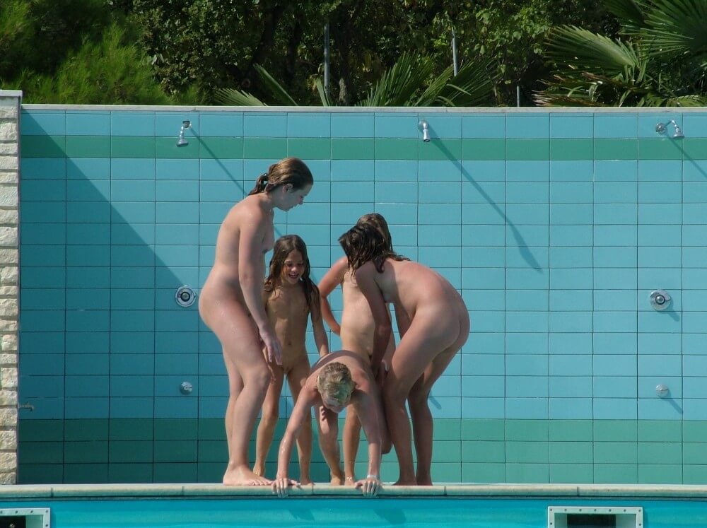 FKK Outdoor Children Pool pics - Blending in with the crowd of nudists