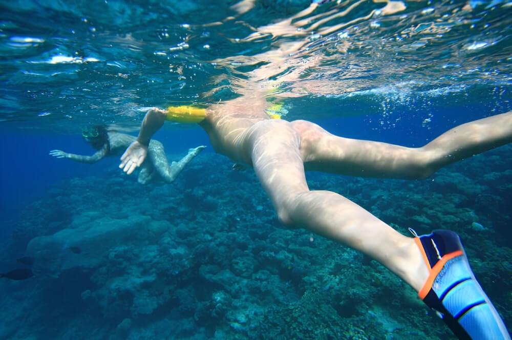 Nudism on the Red Sea photo gallery - The practice of nudism promotes freedom from fears and insecurities