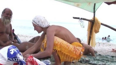 Enature - Back to the bare beach Full HD - The community of naturist movement supporters and their values