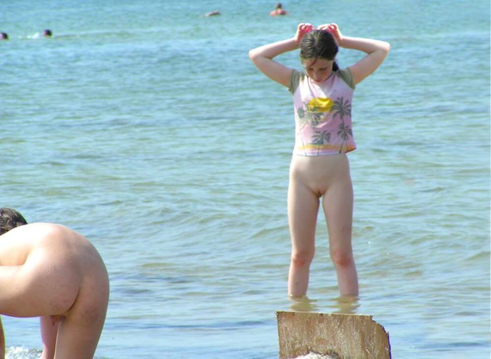 Crazy dirty girls - Nudism is freedom without limits