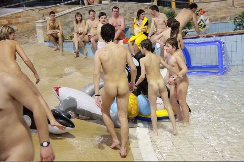 Pool day celebration Big gallery - The pursuit of naturalness and freedom