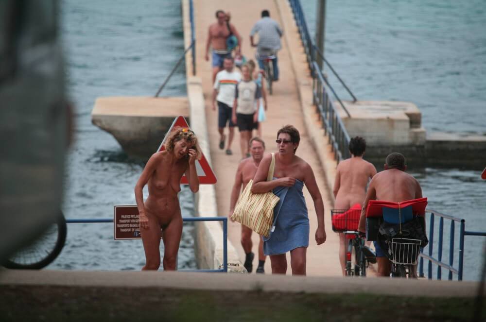 Crete FKK Bridge Crossing photos - Thoughts on Naturism