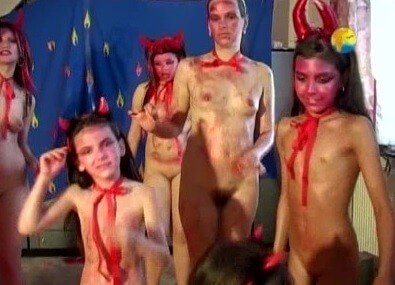 Naturist Freedom: Bu Bu Bu - Nudism helps overcome shyness and insecurities