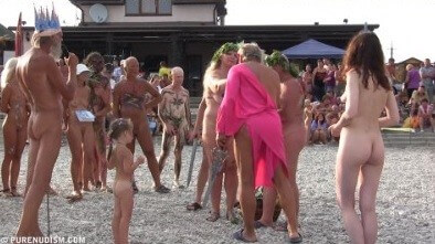 Cool Day At The Beach 4 - Naturism teaches respect for nature