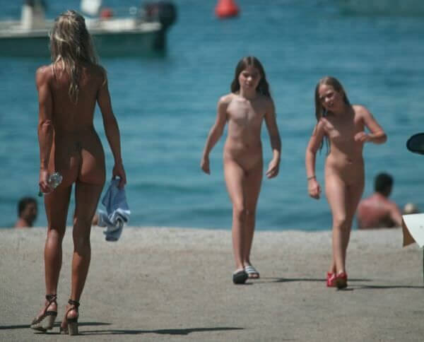 The nudism country photos - Its one thing to see nudists, but another to be a nudist yourself