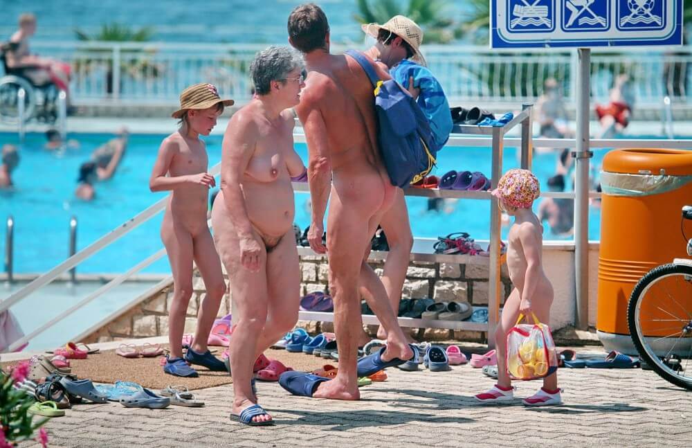Family Poolside Grouping pics - A basic understanding of naturism is necessary