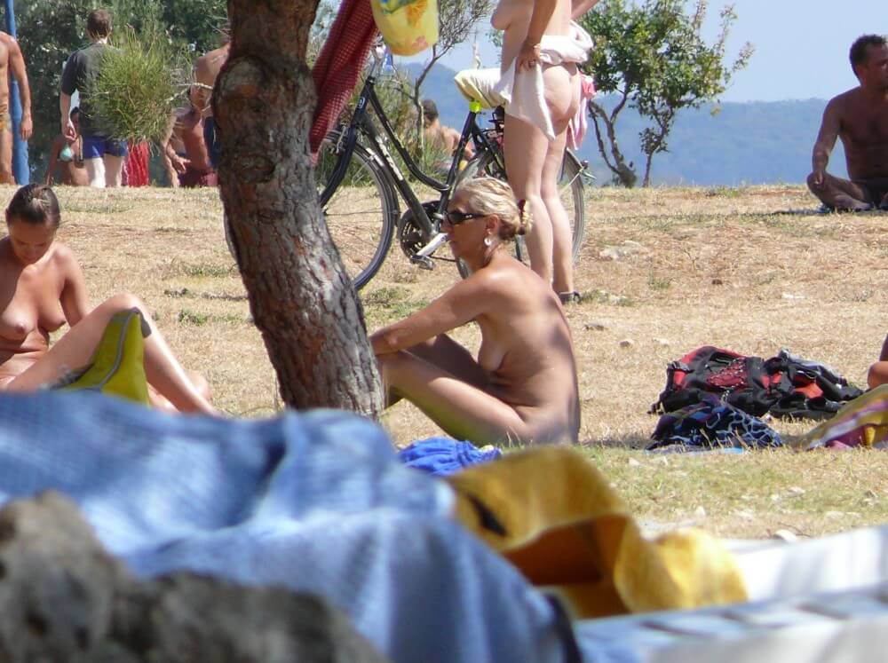 Ula FKK Shore Perspective pics - Current trends in the development of the naturist movement