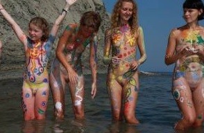 A Mediterranean Crag photos - Nudism teaches respect for the body and nature