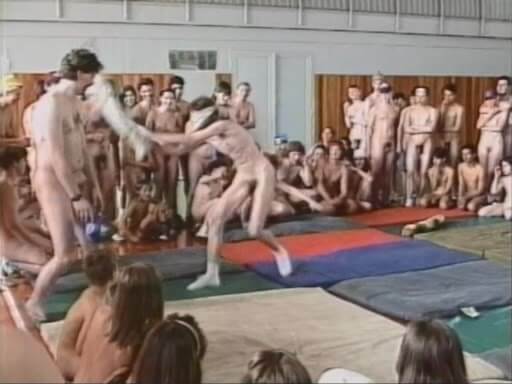 Helios Natura: Come and Play - The natural beauty of the body is revealed in nudism