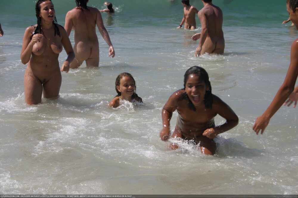 Brazil naturism photo set 4 - What Do You Know About the Culture of Nudity